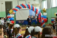 ​Глава Владивостока Игорь Пушкарёв поздравил выпускников с Последним звонком и пожелал успехов на экзаменах