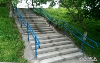 ​Во Владивостоке продолжается ремонт лестниц