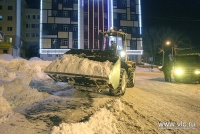 200 КамАЗов снега вывезли из центра города