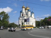 8 мая в ходе проведения Крестного хода будет временно ограничено движение транспорта по ряду улиц в центре Владивостока