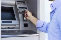 Новые банкоматы будут выдавать россиянам деньги 