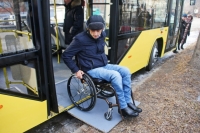 Мэрия Владивостока купила новый троллейбус по просьбам инвалидов города