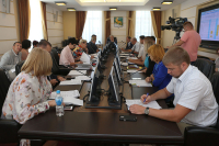 Меры по увеличению доходов в городской бюджет обсудили в администрации Владивостока