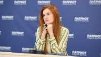 «Весь день лежит как барин»: Мария Бутина рассказала о встрече с Навальным в колонии