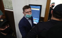 Сергея Фургала перевели на диету с королевскими креветками по 995 рублей
