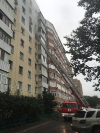 Квартира выгорела в многоквартирном доме во Владивостоке