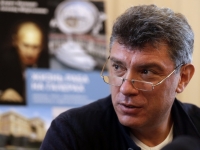 Бориса ​Немцова расстреляли в спину напротив Кремля