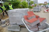 Тротуары на Светланской отремонтируют раньше срока